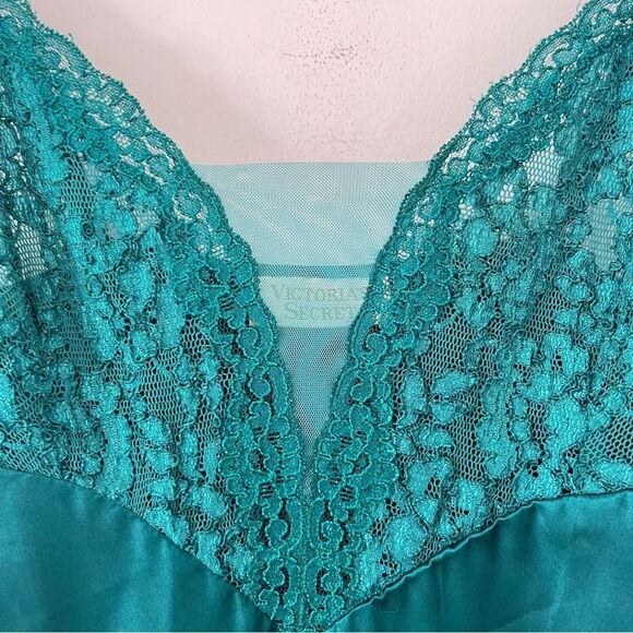Victoria's Secret Gold Label Teal Negligee Lace Trim Night Dress Chemise Slip - Picture 7 of 12
